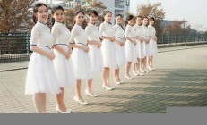 吉林大學(xué)回應(yīng)女生禮儀爭議，校方立場引發(fā)爭論(吉林大學(xué)爆料)