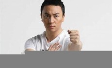 釋小龍后變化大 從童星到成熟男人的轉(zhuǎn)變(釋小龍4歲賺千萬被父母敗光)