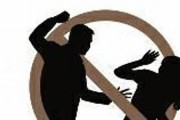 法律該如何遏制家暴？男子頻繁家暴妻子致死案例解讀(男子長期家暴妻子)